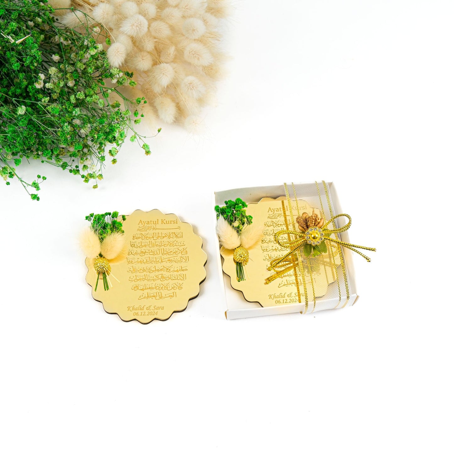 Personalized Ayatul Kursi Magnet Favor with Natural Dried Flower - Islamic Elite Favors is a handmade gift shop offering a wide variety of unique and personalized gifts for all occasions. Whether you're looking for the perfect Ramadan, Eid, Hajj, wedding gift or something special for a birthday, baby shower or anniversary, we have something for everyone. High quality, made with love.