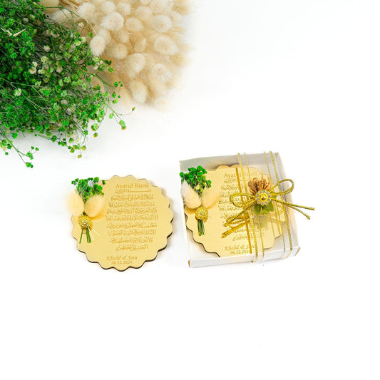 Personalized Ayatul Kursi Magnet Favor with Natural Dried Flower - Islamic Elite Favors is a handmade gift shop offering a wide variety of unique and personalized gifts for all occasions. Whether you're looking for the perfect Ramadan, Eid, Hajj, wedding gift or something special for a birthday, baby shower or anniversary, we have something for everyone. High quality, made with love.