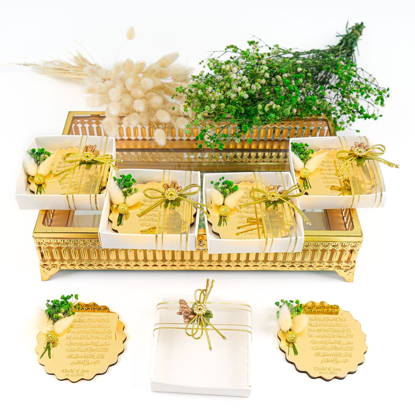 Personalized Ayatul Kursi Magnet Favor with Natural Dried Flower - Islamic Elite Favors is a handmade gift shop offering a wide variety of unique and personalized gifts for all occasions. Whether you're looking for the perfect Ramadan, Eid, Hajj, wedding gift or something special for a birthday, baby shower or anniversary, we have something for everyone. High quality, made with love.