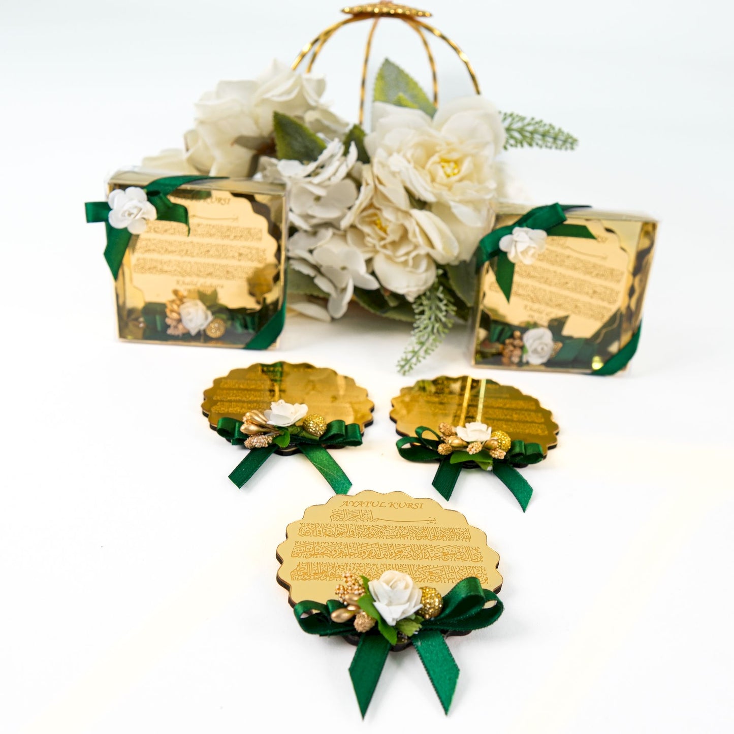 Personalized Ayatul Kursi Magnet Favor with Flower - Islamic Elite Favors is a handmade gift shop offering a wide variety of unique and personalized gifts for all occasions. Whether you're looking for the perfect Ramadan, Eid, Hajj, wedding gift or something special for a birthday, baby shower or anniversary, we have something for everyone. High quality, made with love.