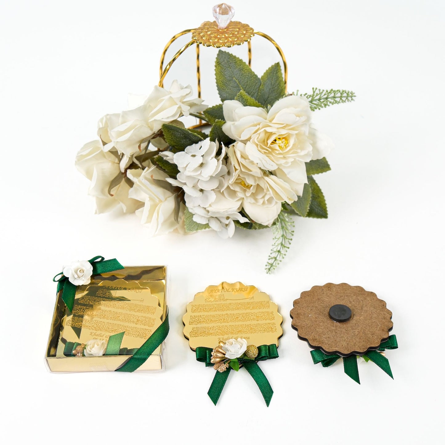 Personalized Ayatul Kursi Magnet Favor with Flower - Islamic Elite Favors is a handmade gift shop offering a wide variety of unique and personalized gifts for all occasions. Whether you're looking for the perfect Ramadan, Eid, Hajj, wedding gift or something special for a birthday, baby shower or anniversary, we have something for everyone. High quality, made with love.