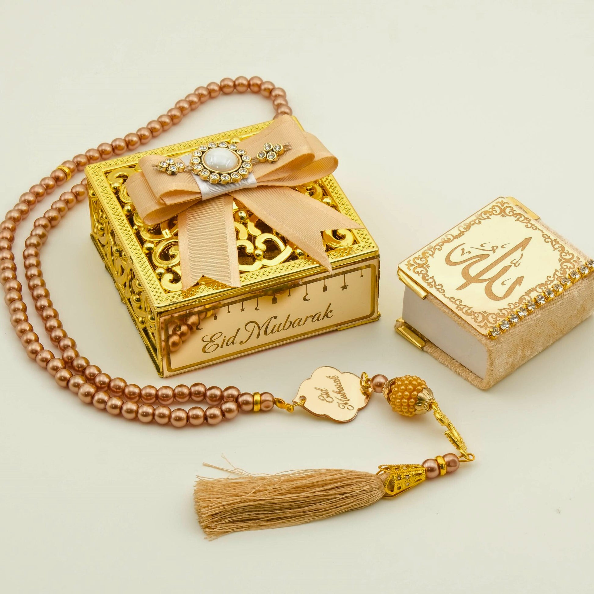 Personalized Velvet Mini Quran Pearl Tasbeeh Islam Muslim Gift Set - Islamic Elite Favors is a handmade gift shop offering a wide variety of unique and personalized gifts for all occasions. Whether you're looking for the perfect Ramadan, Eid, Hajj, wedding gift or something special for a birthday, baby shower or anniversary, we have something for everyone. High quality, made with love.