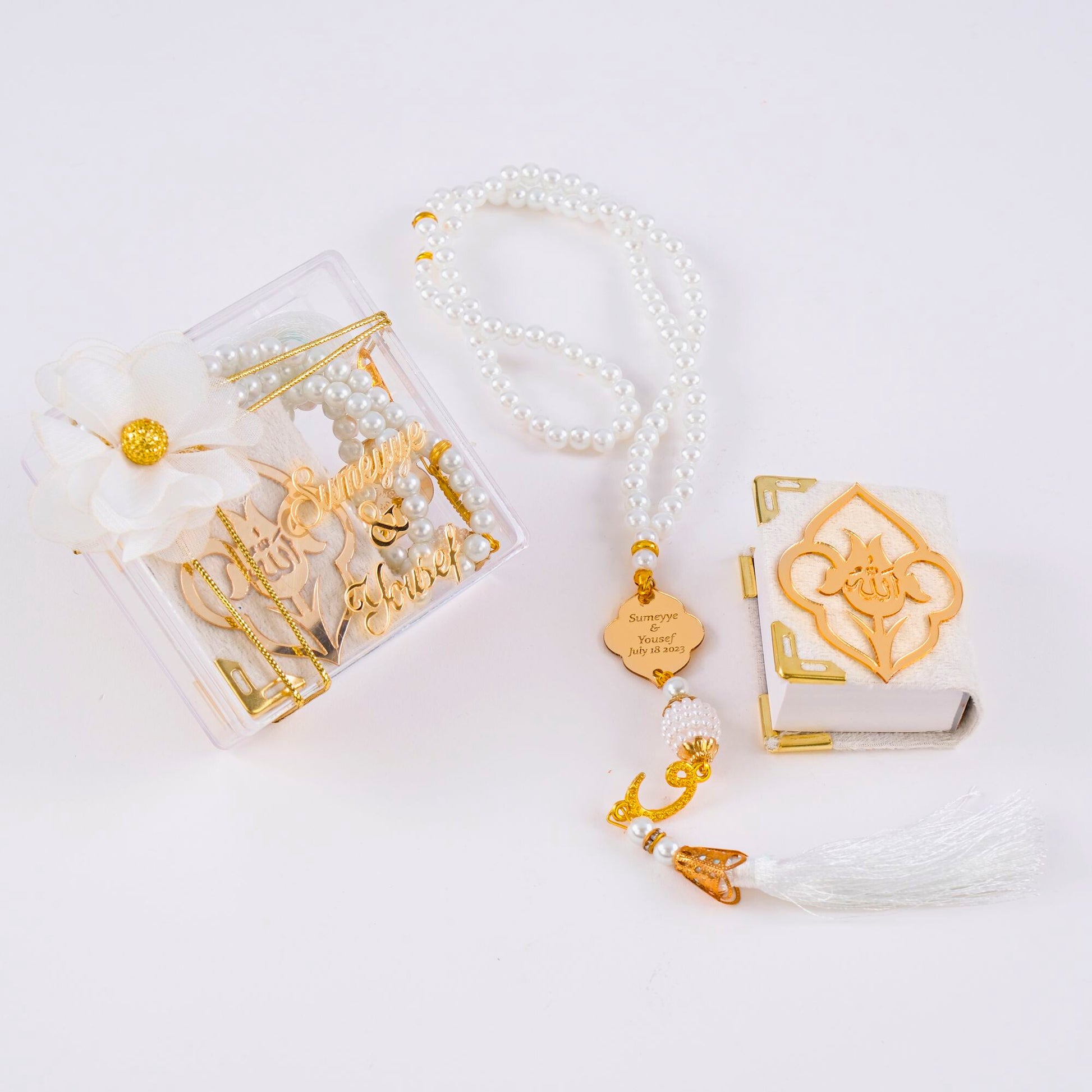Personalized Velvet Mini Quran Pearl Tasbeeh Islam Muslim Gift Set - Islamic Elite Favors is a handmade gift shop offering a wide variety of unique and personalized gifts for all occasions. Whether you're looking for the perfect Ramadan, Eid, Hajj, wedding gift or something special for a birthday, baby shower or anniversary, we have something for everyone. High quality, made with love.
