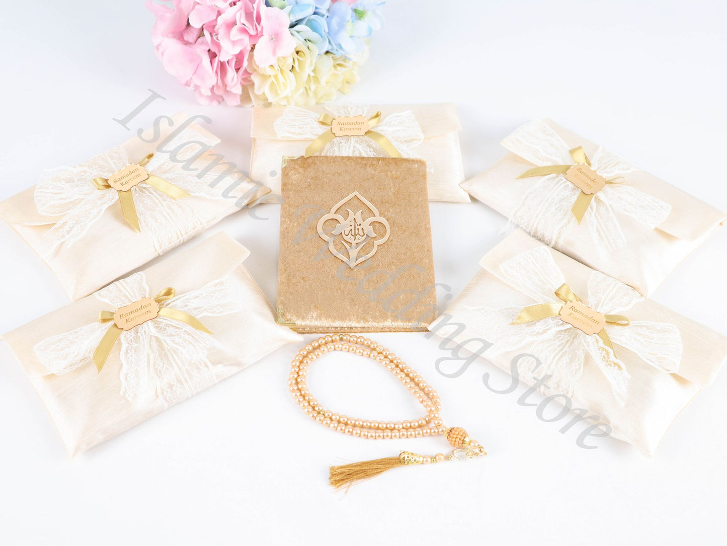 Personalized Islam Muslim Gift Set Velvet Dua Book Pouch Pearl Tasbeeh - Islamic Elite Favors is a handmade gift shop offering a wide variety of unique and personalized gifts for all occasions. Whether you're looking for the perfect Ramadan, Eid, Hajj, wedding gift or something special for a birthday, baby shower or anniversary, we have something for everyone. High quality, made with love.