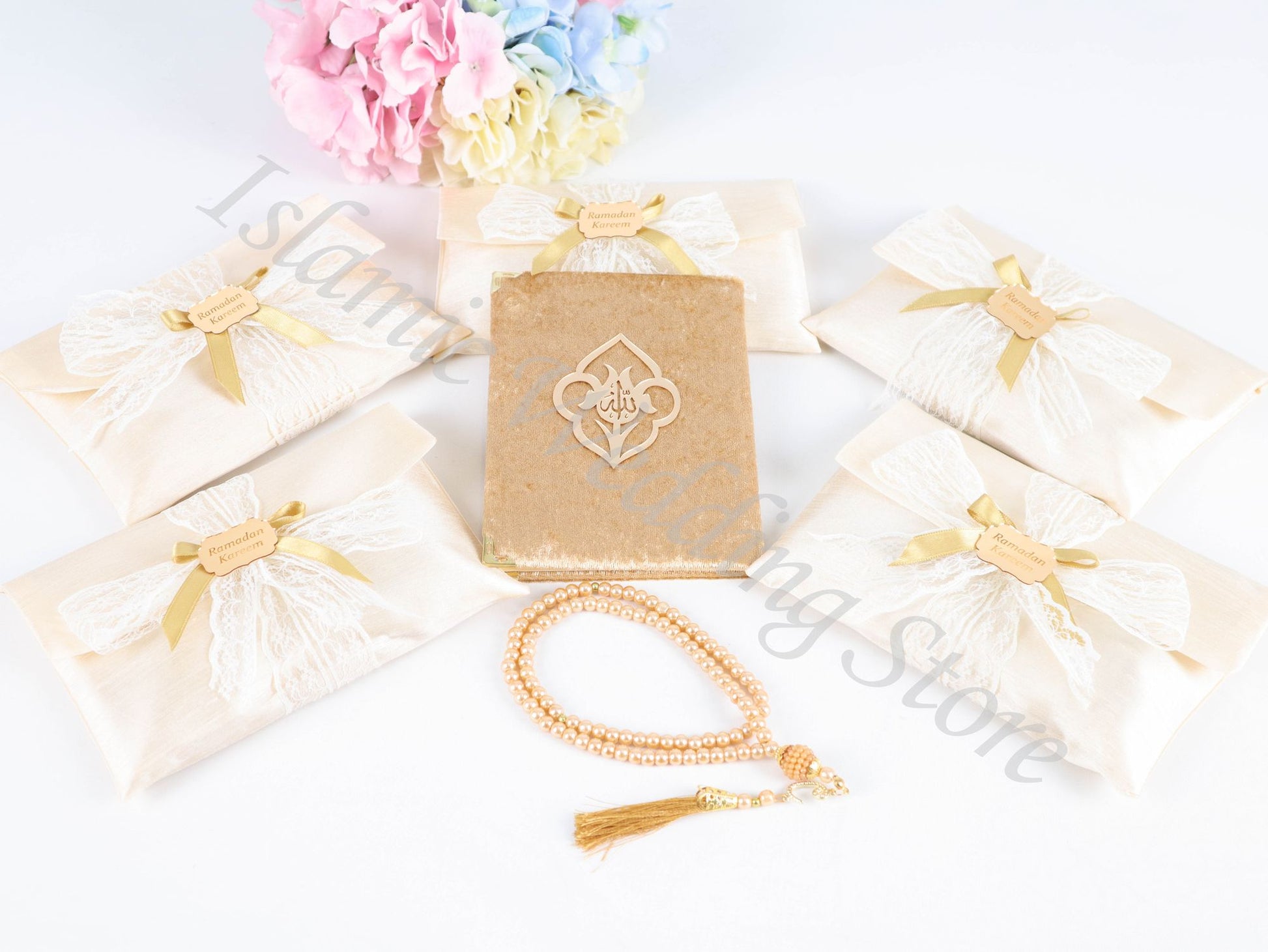 Personalized Islam Muslim Gift Set Velvet Dua Book Pouch Pearl Tasbeeh - Islamic Elite Favors is a handmade gift shop offering a wide variety of unique and personalized gifts for all occasions. Whether you're looking for the perfect Ramadan, Eid, Hajj, wedding gift or something special for a birthday, baby shower or anniversary, we have something for everyone. High quality, made with love.