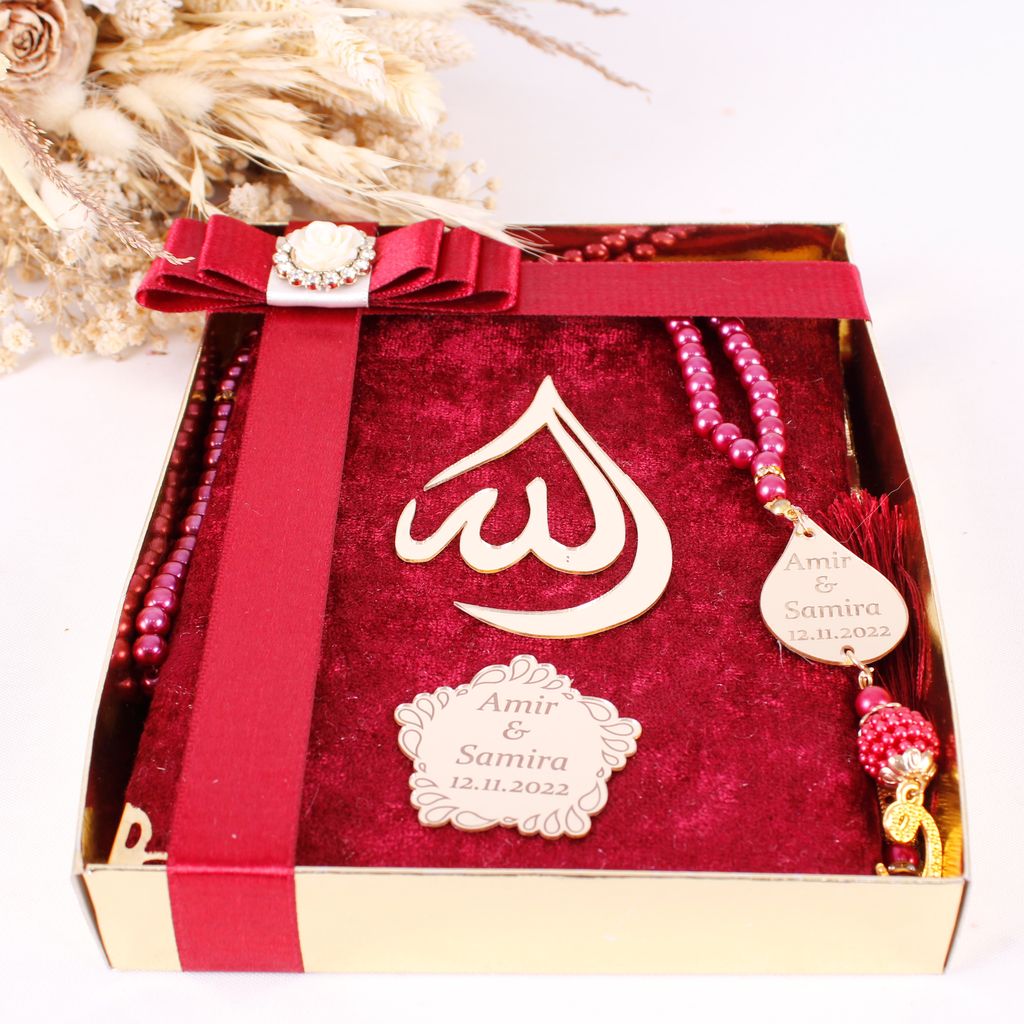Personalized Wedding Favor Velvet Dua Book Pearl Tasbeeh Drop Theme - Islamic Elite Favors is a handmade gift shop offering a wide variety of unique and personalized gifts for all occasions. Whether you're looking for the perfect Ramadan, Eid, Hajj, wedding gift or something special for a birthday, baby shower or anniversary, we have something for everyone. High quality, made with love.