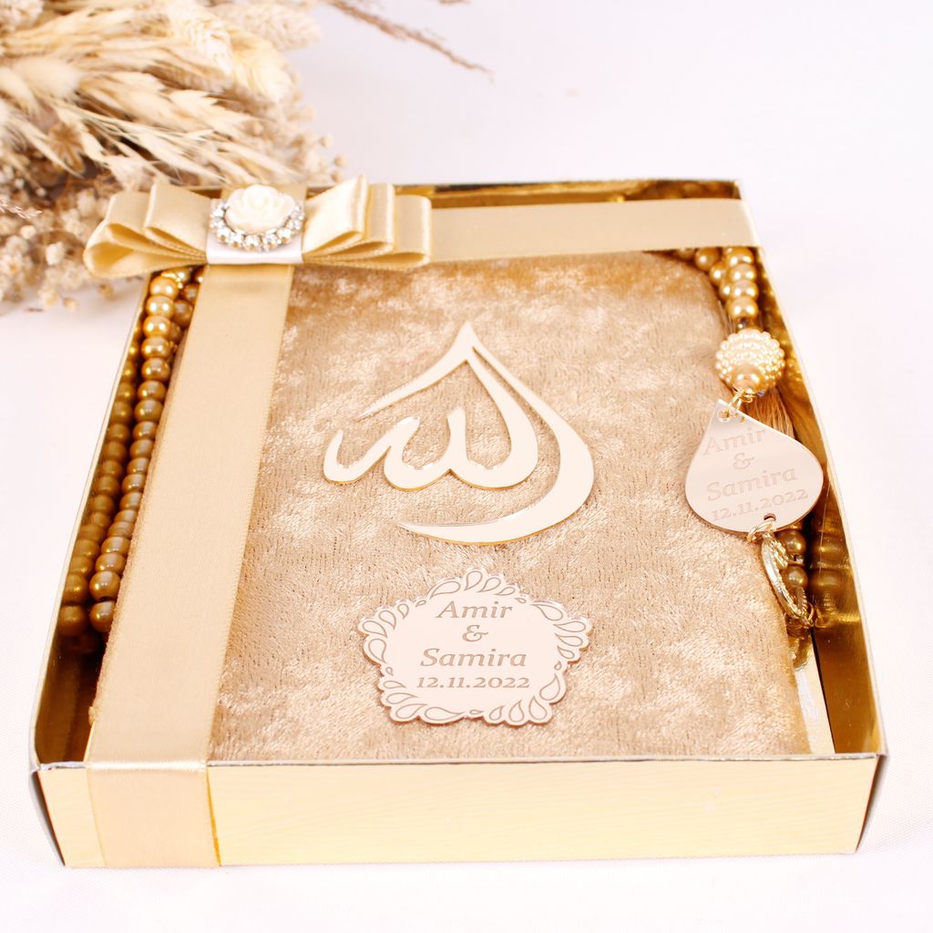 Personalized Wedding Favor Velvet Dua Book Pearl Tasbeeh Drop Theme - Islamic Elite Favors is a handmade gift shop offering a wide variety of unique and personalized gifts for all occasions. Whether you're looking for the perfect Ramadan, Eid, Hajj, wedding gift or something special for a birthday, baby shower or anniversary, we have something for everyone. High quality, made with love.