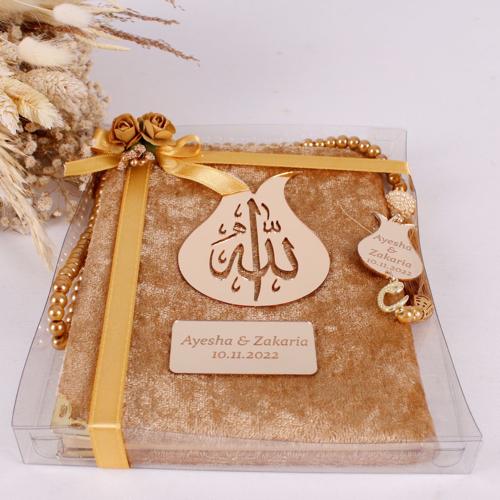 Personalized Wedding Favor Velvet Dua Book Pearl Tasbeeh Tulip Theme - Islamic Elite Favors is a handmade gift shop offering a wide variety of unique and personalized gifts for all occasions. Whether you're looking for the perfect Ramadan, Eid, Hajj, wedding gift or something special for a birthday, baby shower or anniversary, we have something for everyone. High quality, made with love.