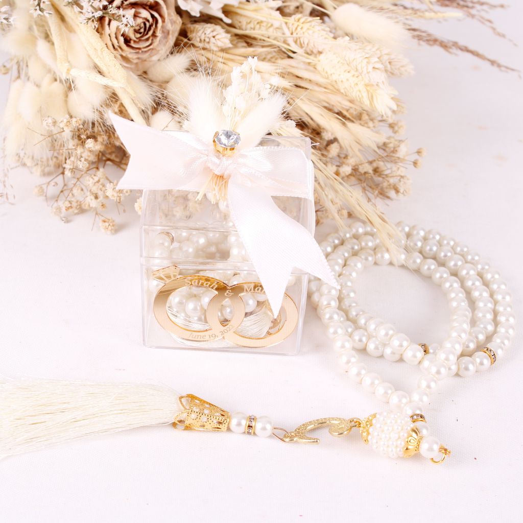Personalized Prayer Beads Wedding Favor Gift Box with Wedding Rings - Islamic Elite Favors is a handmade gift shop offering a wide variety of unique and personalized gifts for all occasions. Whether you're looking for the perfect Ramadan, Eid, Hajj, wedding gift or something special for a birthday, baby shower or anniversary, we have something for everyone. High quality, made with love.