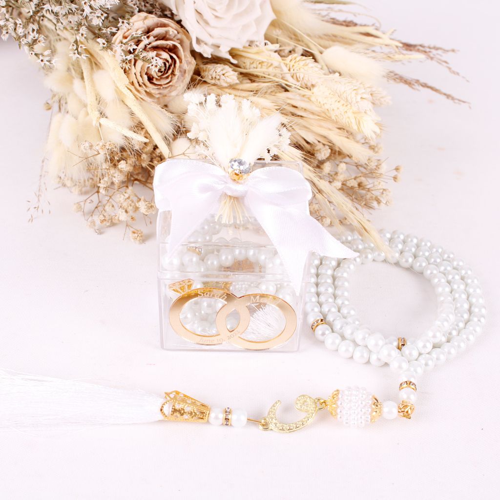 Personalized Prayer Beads Wedding Favor Gift Box with Wedding Rings - Islamic Elite Favors is a handmade gift shop offering a wide variety of unique and personalized gifts for all occasions. Whether you're looking for the perfect Ramadan, Eid, Hajj, wedding gift or something special for a birthday, baby shower or anniversary, we have something for everyone. High quality, made with love.