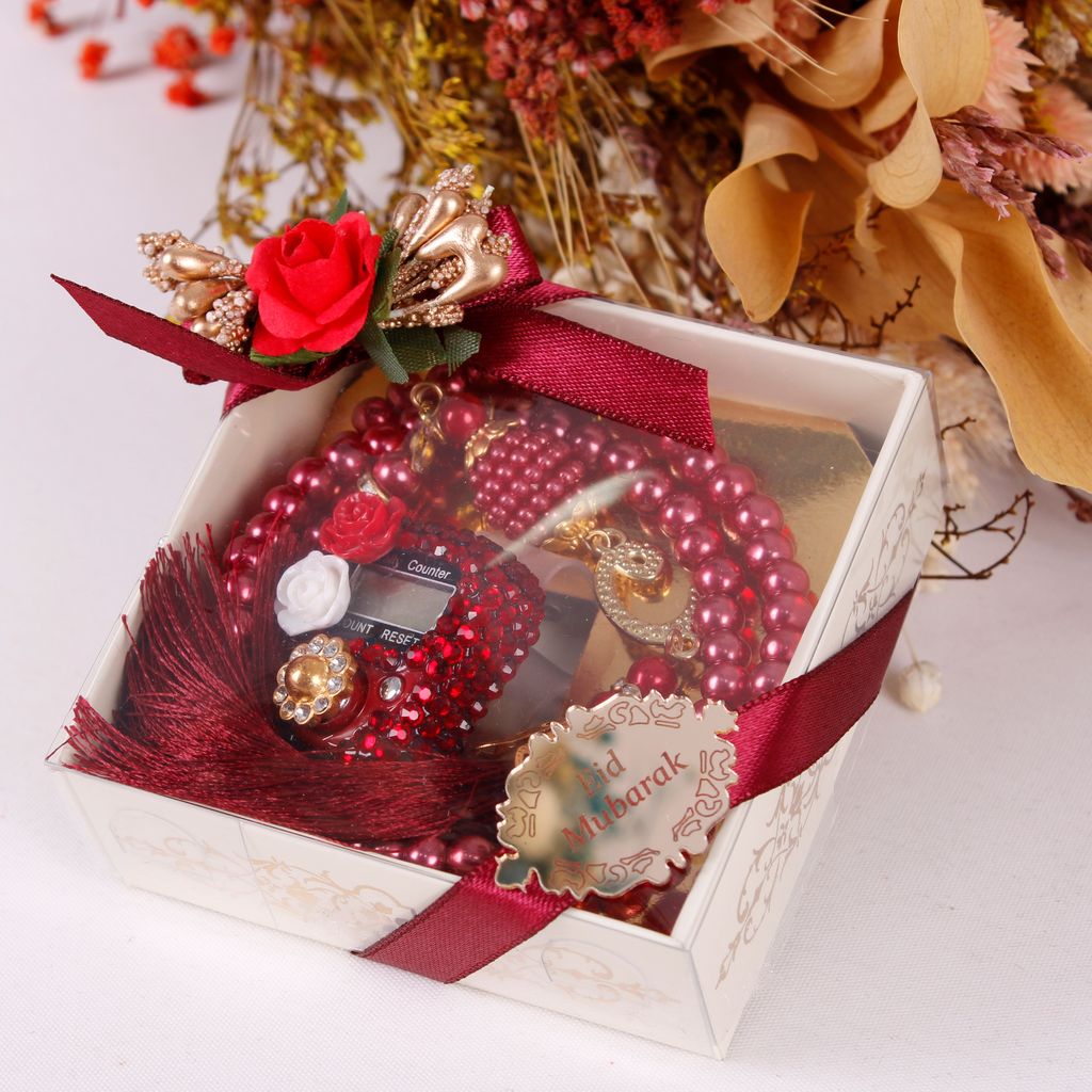 Personalized Dhikr Counter Pearl Prayer Beads Islamic Wedding Favor - Islamic Elite Favors is a handmade gift shop offering a wide variety of unique and personalized gifts for all occasions. Whether you're looking for the perfect Ramadan, Eid, Hajj, wedding gift or something special for a birthday, baby shower or anniversary, we have something for everyone. High quality, made with love.