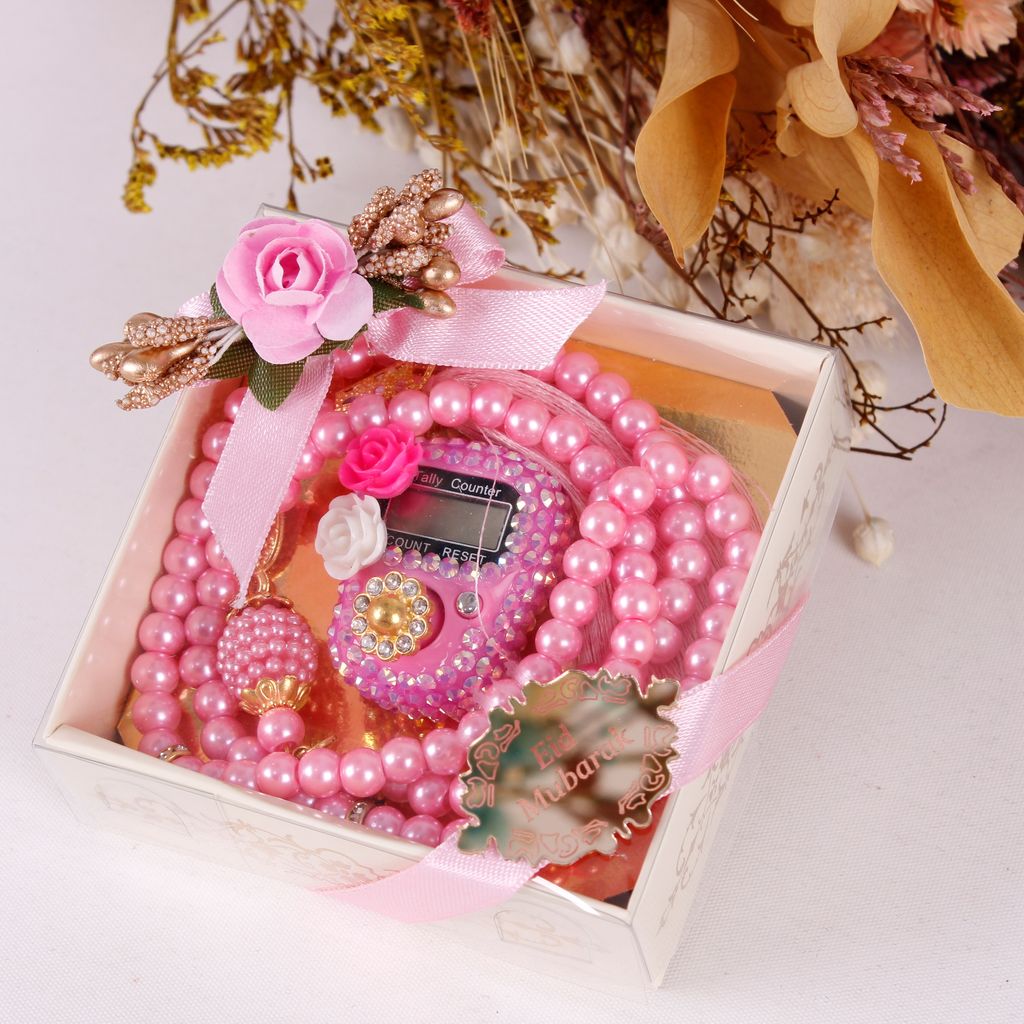 Personalized Dhikr Counter Pearl Prayer Beads Islamic Wedding Favor - Islamic Elite Favors is a handmade gift shop offering a wide variety of unique and personalized gifts for all occasions. Whether you're looking for the perfect Ramadan, Eid, Hajj, wedding gift or something special for a birthday, baby shower or anniversary, we have something for everyone. High quality, made with love.