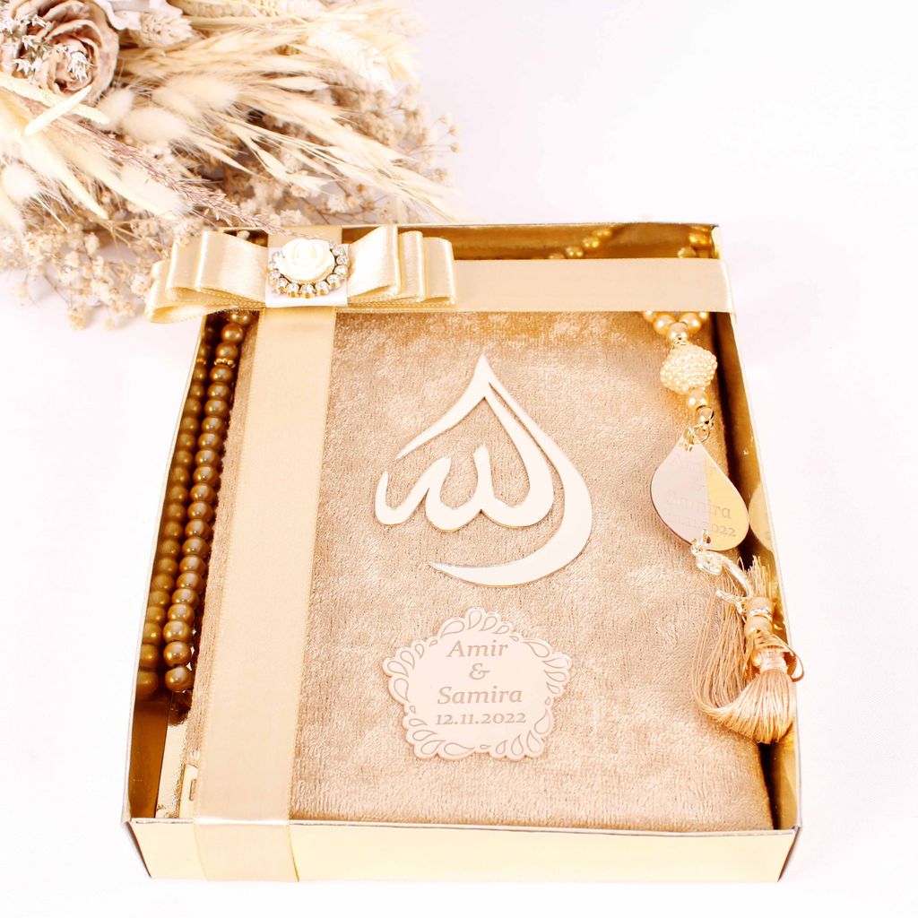 Personalized Wedding Favor Velvet Dua Book Pearl Tasbeeh Drop Theme - Islamic Elite Favors is a handmade gift shop offering a wide variety of unique and personalized gifts for all occasions. Whether you're looking for the perfect Ramadan, Eid, Hajj, wedding gift or something special for a birthday, baby shower or anniversary, we have something for everyone. High quality, made with love.