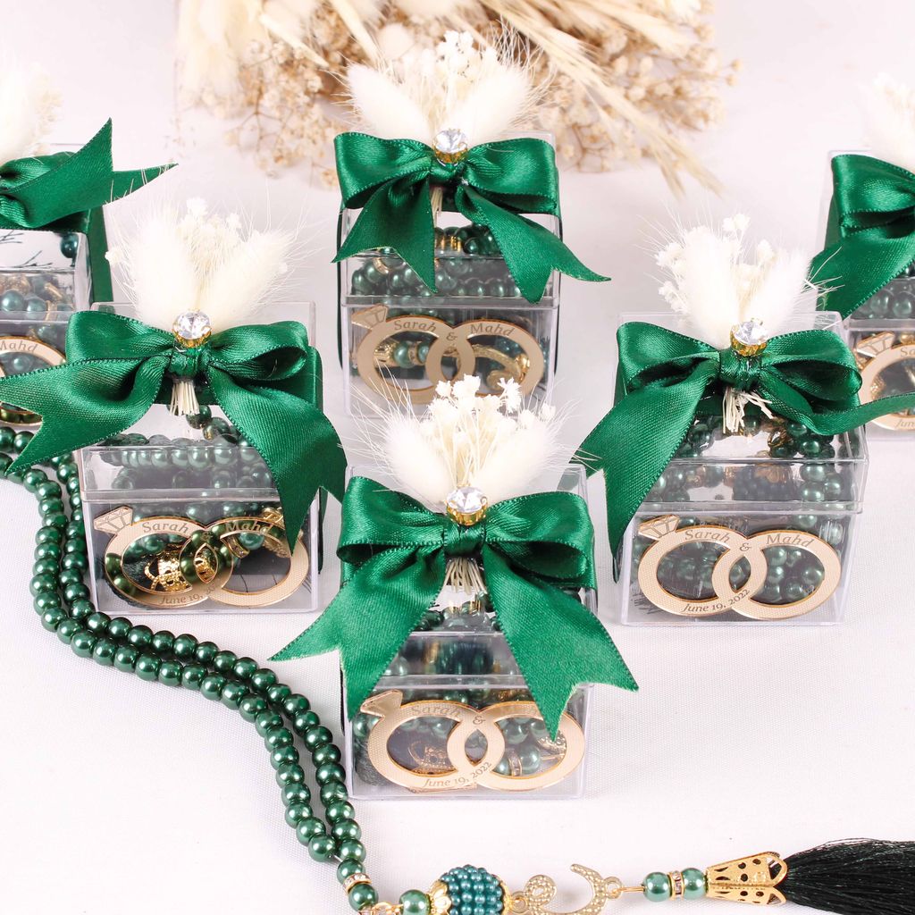 Personalized Prayer Beads Wedding Favor Gift Box with Wedding Rings - Islamic Elite Favors is a handmade gift shop offering a wide variety of unique and personalized gifts for all occasions. Whether you're looking for the perfect Ramadan, Eid, Hajj, wedding gift or something special for a birthday, baby shower or anniversary, we have something for everyone. High quality, made with love.