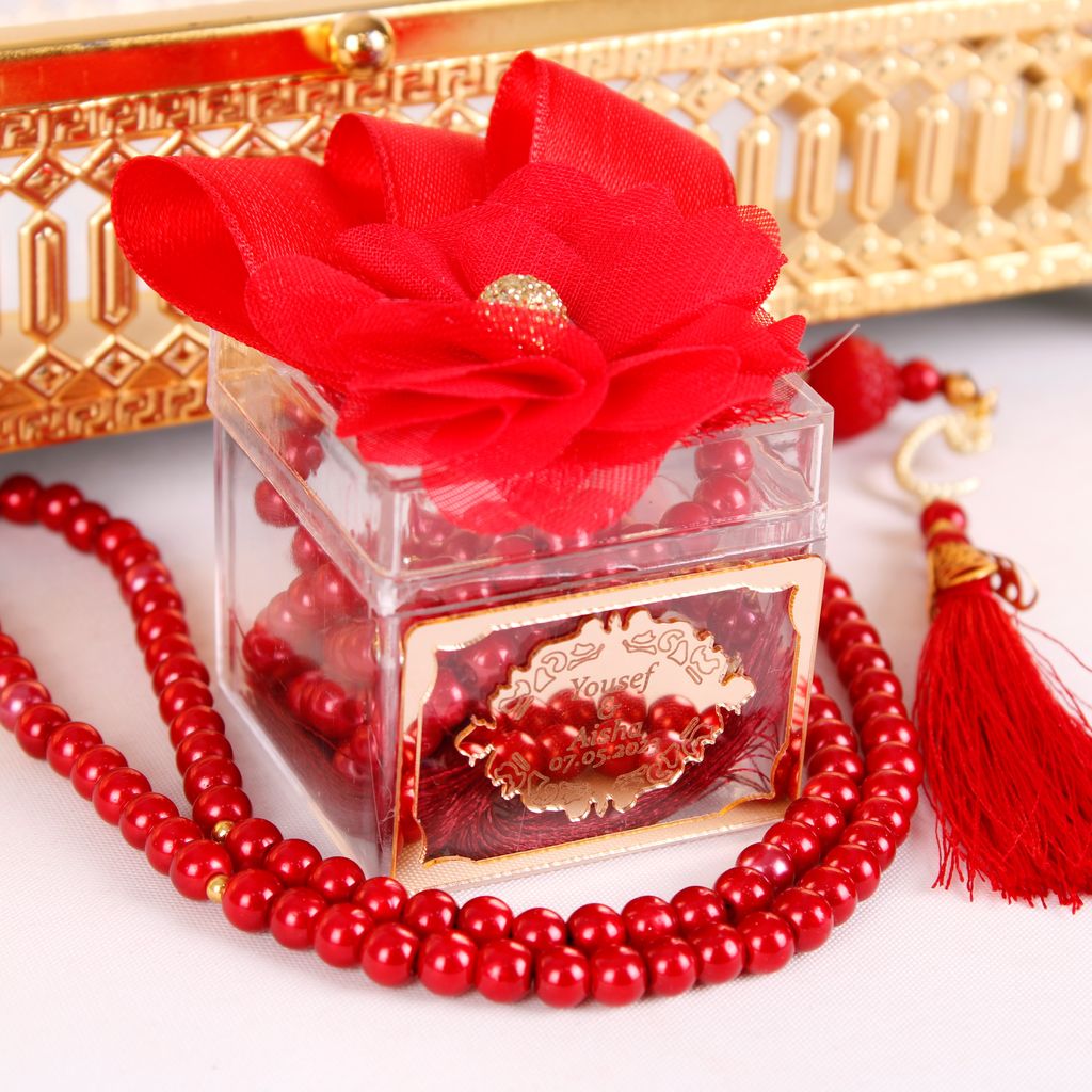 Personalized Prayer Beads Wedding Favor Decorated Box with Gold Frame - Islamic Elite Favors is a handmade gift shop offering a wide variety of unique and personalized gifts for all occasions. Whether you're looking for the perfect Ramadan, Eid, Hajj, wedding gift or something special for a birthday, baby shower or anniversary, we have something for everyone. High quality, made with love.
