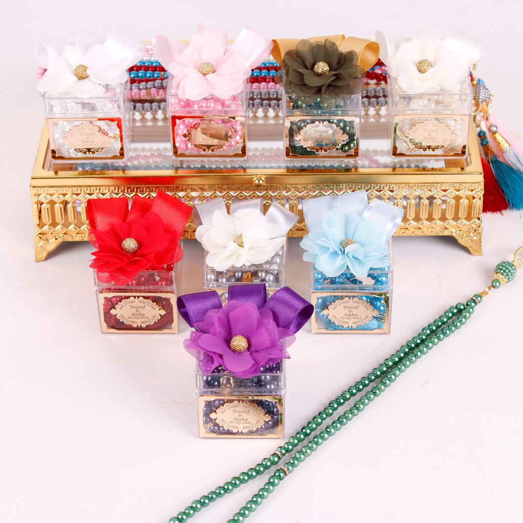 Personalized Prayer Beads Wedding Favor Decorated Box with Gold Frame - Islamic Elite Favors is a handmade gift shop offering a wide variety of unique and personalized gifts for all occasions. Whether you're looking for the perfect Ramadan, Eid, Hajj, wedding gift or something special for a birthday, baby shower or anniversary, we have something for everyone. High quality, made with love.
