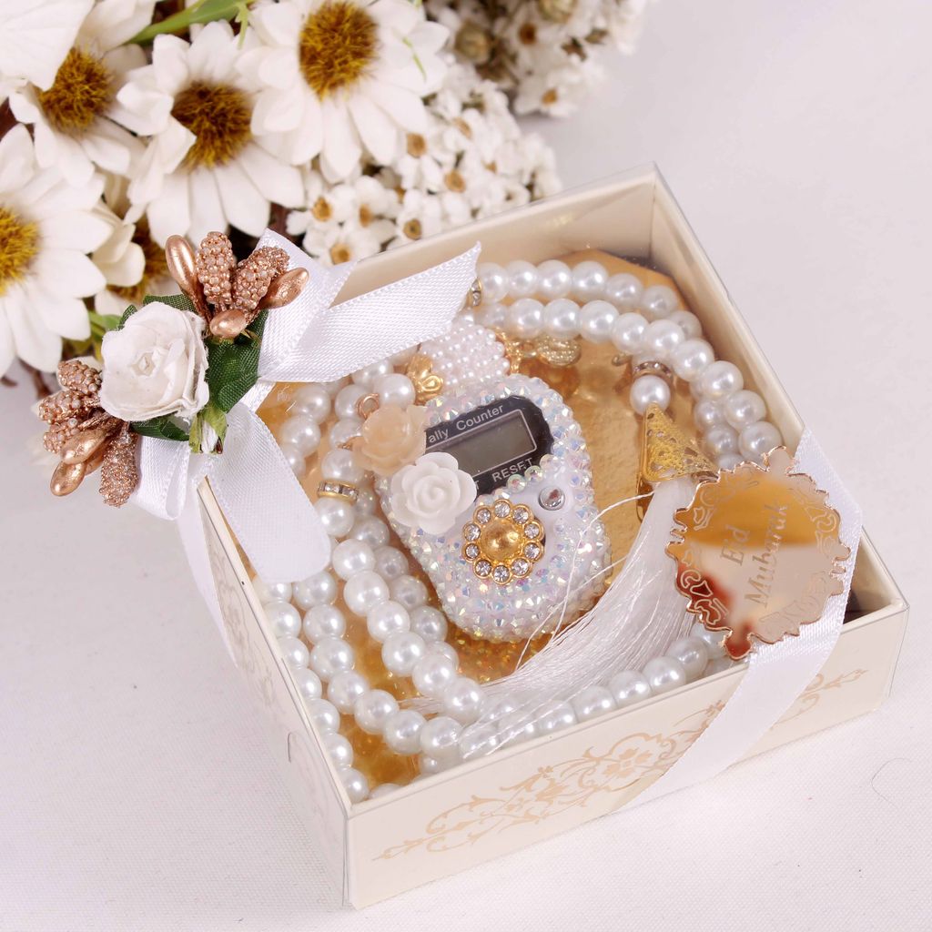 Personalized Dhikr Counter Pearl Prayer Beads Islamic Wedding Favor - Islamic Elite Favors is a handmade gift shop offering a wide variety of unique and personalized gifts for all occasions. Whether you're looking for the perfect Ramadan, Eid, Hajj, wedding gift or something special for a birthday, baby shower or anniversary, we have something for everyone. High quality, made with love.