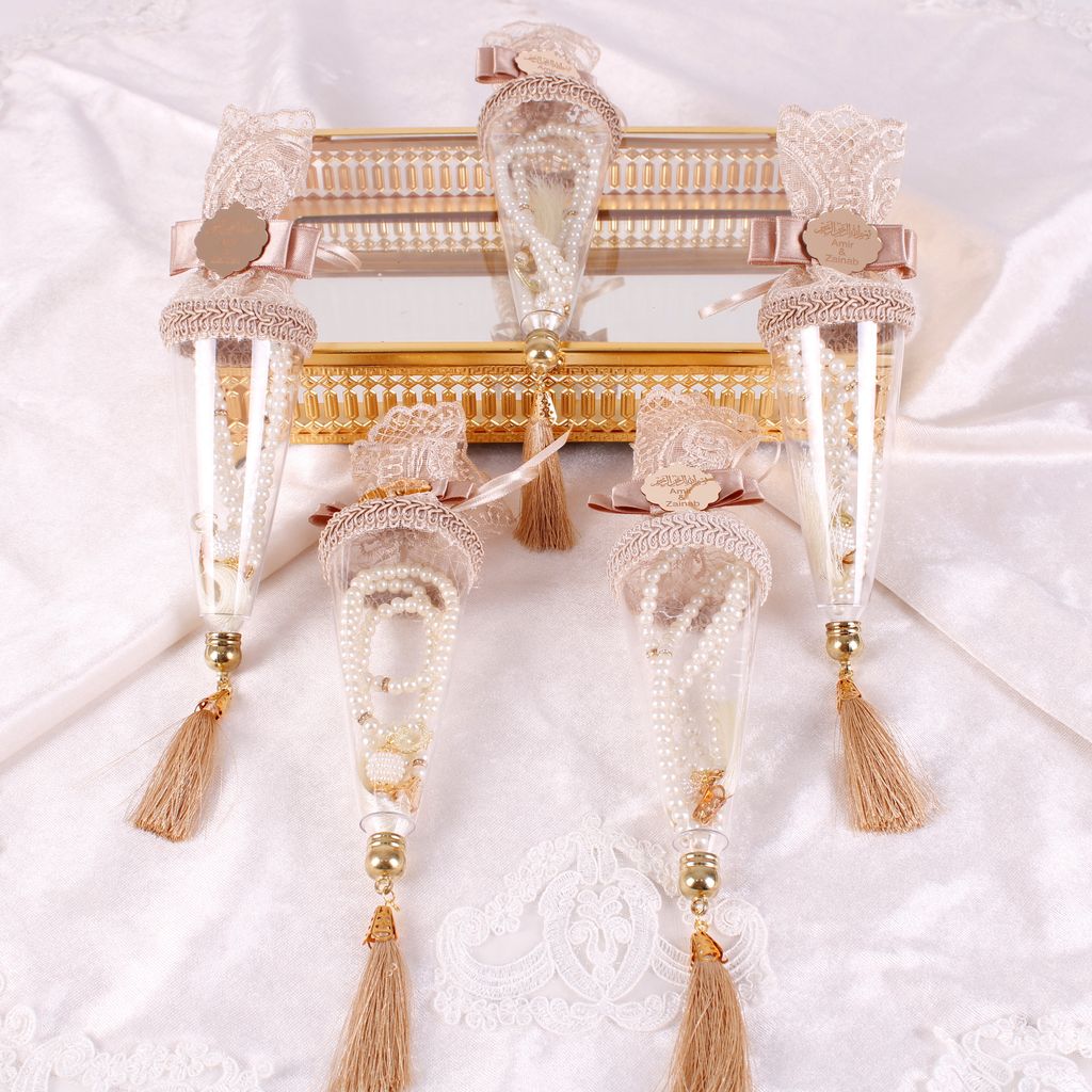 Personalized Pearl Prayer Beads in Decorated Cone Wedding Shower Favor - Islamic Elite Favors is a handmade gift shop offering a wide variety of unique and personalized gifts for all occasions. Whether you're looking for the perfect Ramadan, Eid, Hajj, wedding gift or something special for a birthday, baby shower or anniversary, we have something for everyone. High quality, made with love.