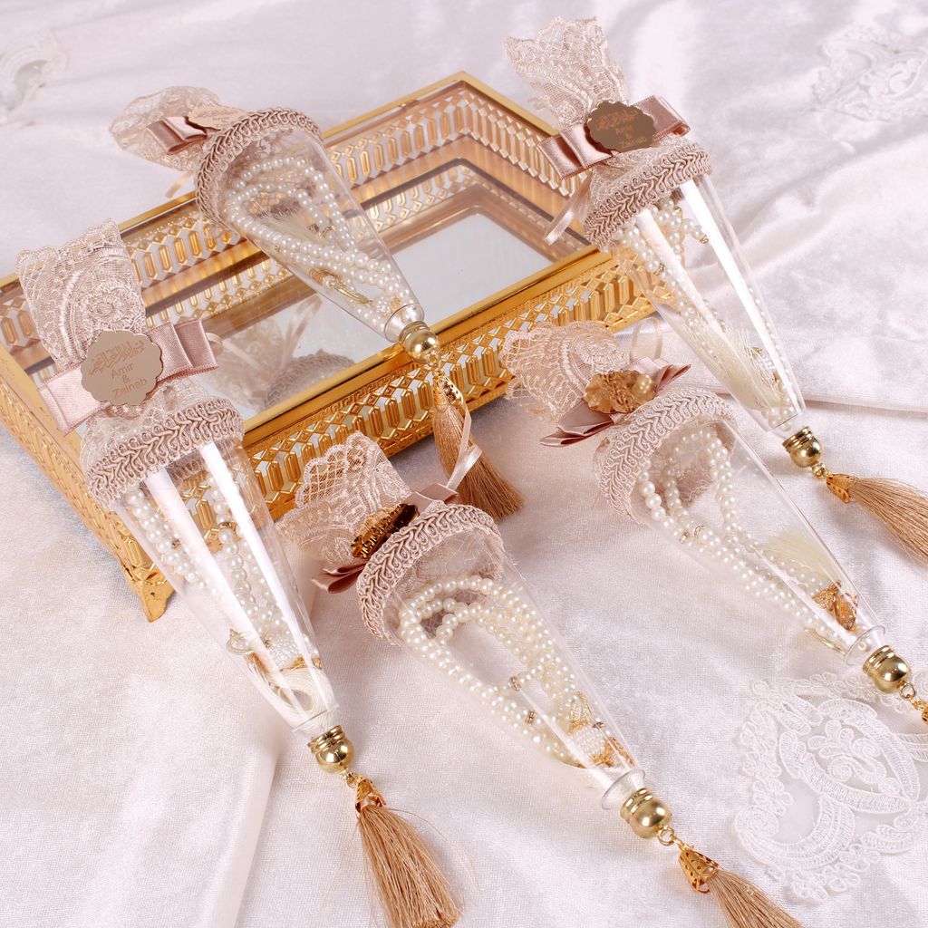 Personalized Pearl Prayer Beads in Decorated Cone Wedding Shower Favor - Islamic Elite Favors is a handmade gift shop offering a wide variety of unique and personalized gifts for all occasions. Whether you're looking for the perfect Ramadan, Eid, Hajj, wedding gift or something special for a birthday, baby shower or anniversary, we have something for everyone. High quality, made with love.