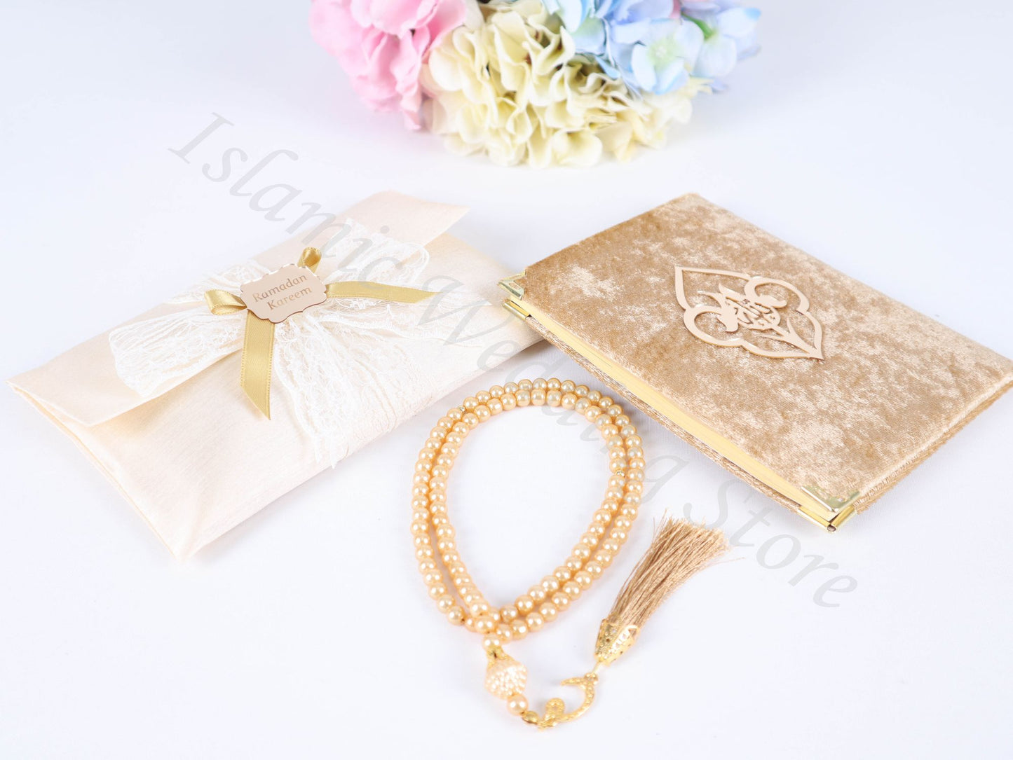 Personalized Islam Muslim Gift Set Velvet Dua Book Pouch Pearl Tasbeeh - Islamic Elite Favors is a handmade gift shop offering a wide variety of unique and personalized gifts for all occasions. Whether you're looking for the perfect Ramadan, Eid, Hajj, wedding gift or something special for a birthday, baby shower or anniversary, we have something for everyone. High quality, made with love.