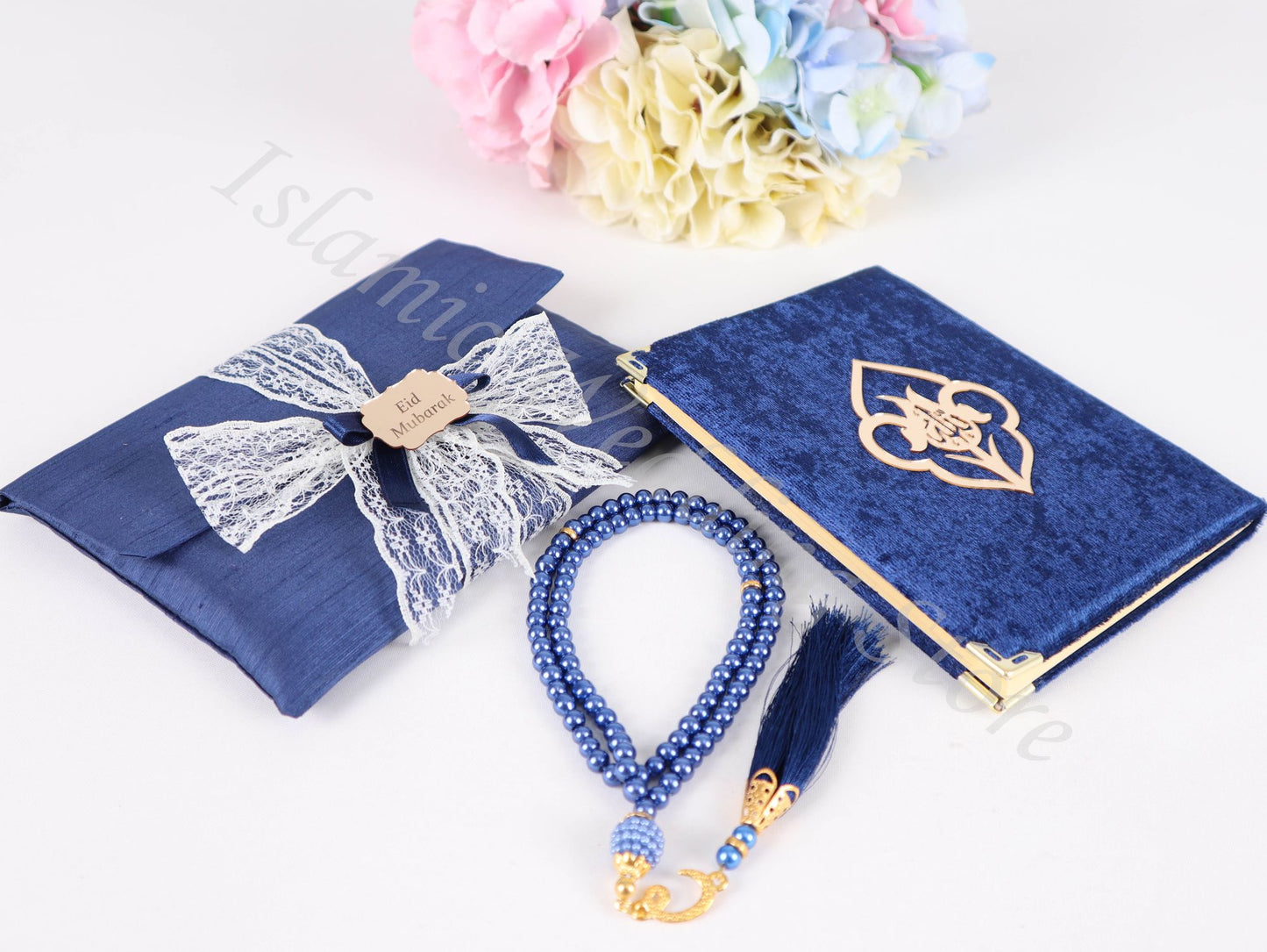 Personalized Islam Muslim Gift Set Velvet Dua Book Pouch Pearl Tasbeeh - Islamic Elite Favors is a handmade gift shop offering a wide variety of unique and personalized gifts for all occasions. Whether you're looking for the perfect Ramadan, Eid, Hajj, wedding gift or something special for a birthday, baby shower or anniversary, we have something for everyone. High quality, made with love.