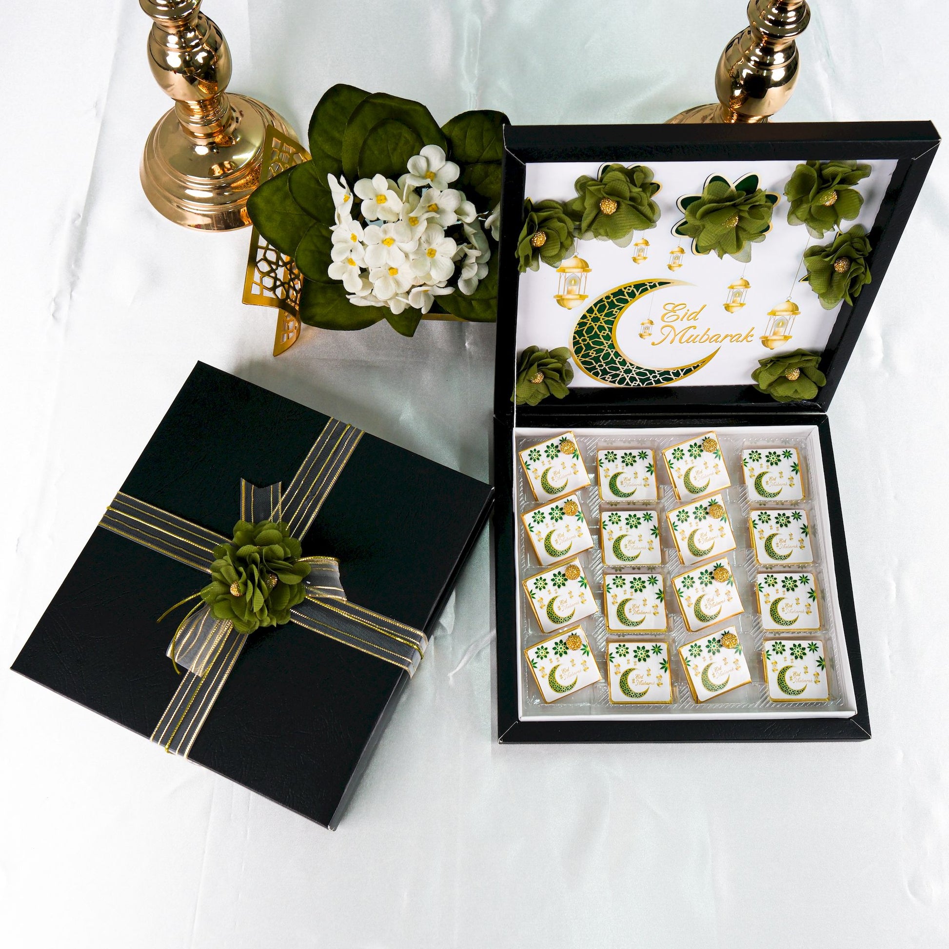 Ramadan Eid Chocolate Favor Box Wedding Baby Shower Islam Muslim Gift - Islamic Elite Favors is a handmade gift shop offering a wide variety of unique and personalized gifts for all occasions. Whether you're looking for the perfect Ramadan, Eid, Hajj, wedding gift or something special for a birthday, baby shower or anniversary, we have something for everyone. High quality, made with love.