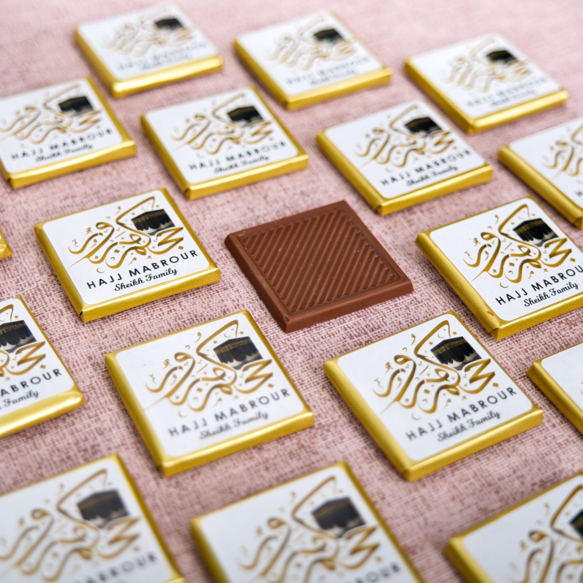 Hajj Mubarak Custom Chocolate Favors, Eid Al Adha, Eid Mubarak Favors, Umrah Mubarak, Eid Gifts for Guests, Halal Chocolate, Eid Chocolate - Islamic Elite Favors is a handmade gift shop offering a wide variety of unique and personalized gifts for all occasions. Whether you're looking for the perfect Ramadan, Eid, Hajj, wedding gift or something special for a birthday, baby shower or anniversary, we have something for everyone. High quality, made with love.