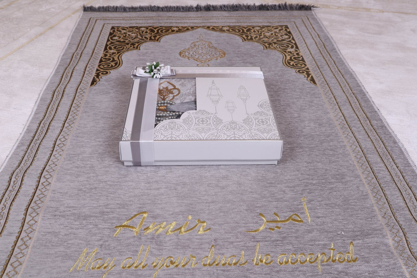 Personalized Prayer Mat Quran Tasbeeh Islamic Gift Set, Ramadan Eid Birthday Prayer Rug Gift - Islamic Elite Favors is a handmade gift shop offering a wide variety of unique and personalized gifts for all occasions. Whether you're looking for the perfect Ramadan, Eid, Hajj, wedding gift or something special for a birthday, baby shower or anniversary, we have something for everyone. High quality, made with love.