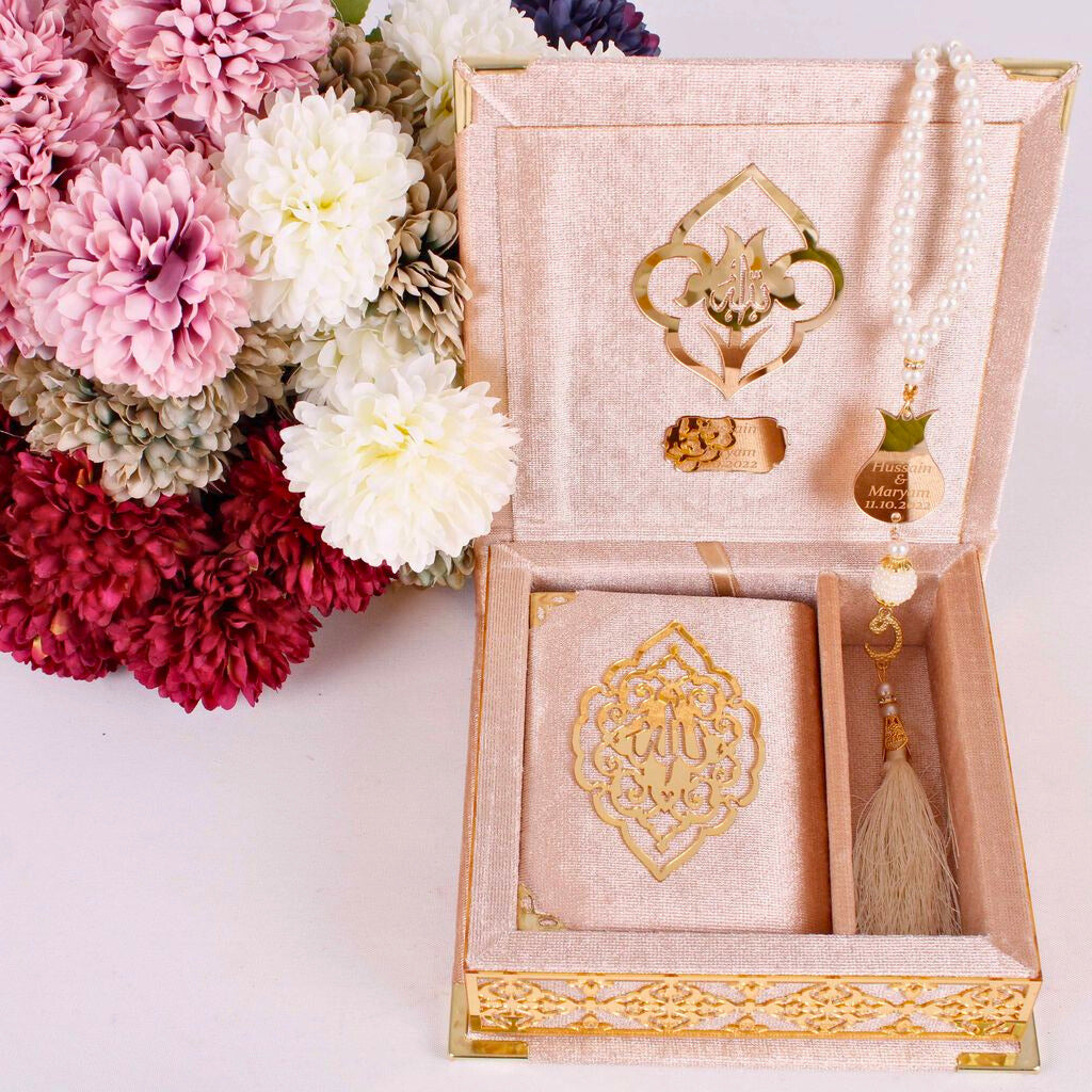 Muslim Wedding Gift For Children Prayer Rug Set With Toy Camera Tasbih  Money Box Sajadah - AliExpress