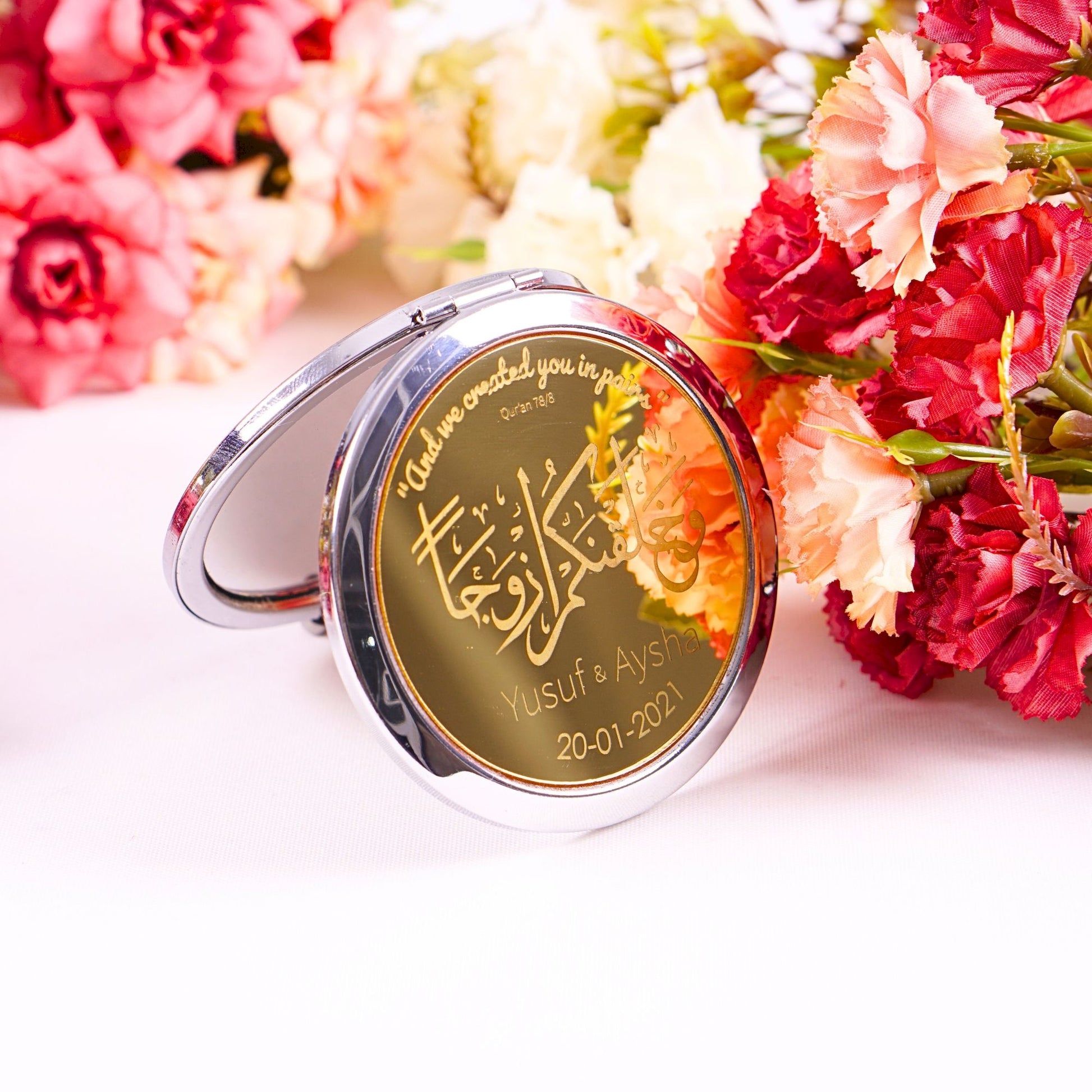 Personalized Wedding Favor Silver Mini Makeup Mirror Silver Gift Box - Islamic Elite Favors is a handmade gift shop offering a wide variety of unique and personalized gifts for all occasions. Whether you're looking for the perfect Ramadan, Eid, Hajj, wedding gift or something special for a birthday, baby shower or anniversary, we have something for everyone. High quality, made with love.