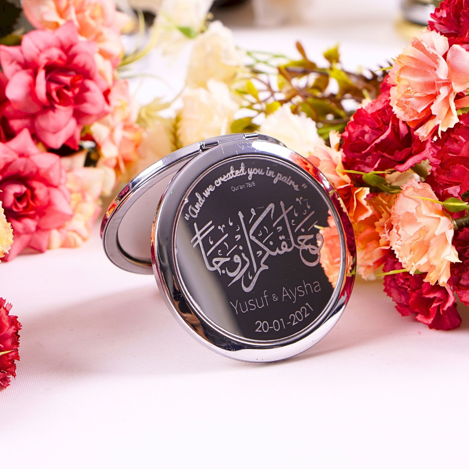 Personalized Wedding Favor Silver Mini Makeup Mirror Silver Gift Box - Islamic Elite Favors is a handmade gift shop offering a wide variety of unique and personalized gifts for all occasions. Whether you're looking for the perfect Ramadan, Eid, Hajj, wedding gift or something special for a birthday, baby shower or anniversary, we have something for everyone. High quality, made with love.