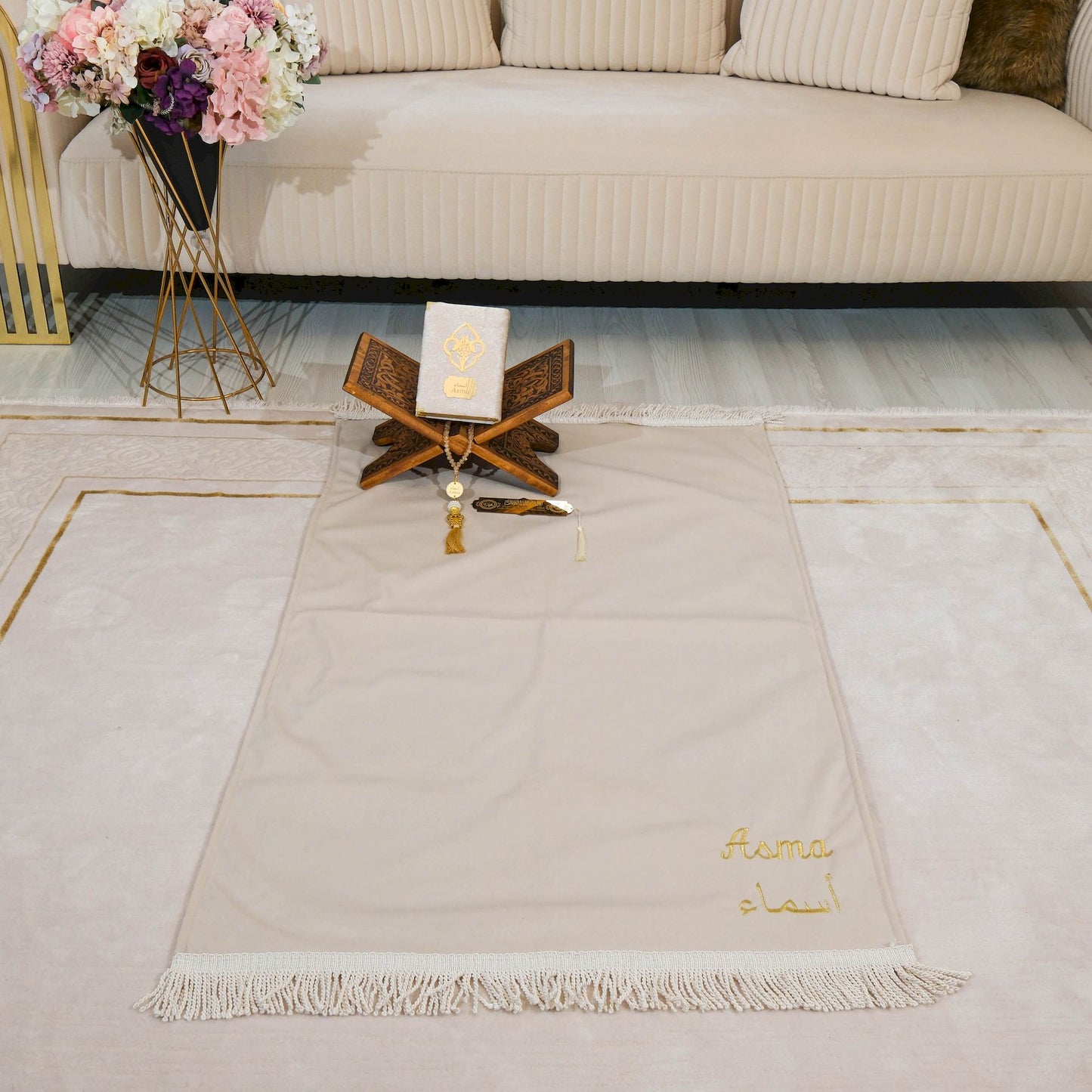 Personalized High Quality Velvet Prayer Mat Quran Tasbeeh Gift Set - Islamic Elite Favors is a handmade gift shop offering a wide variety of unique and personalized gifts for all occasions. Whether you're looking for the perfect Ramadan, Eid, Hajj, wedding gift or something special for a birthday, baby shower or anniversary, we have something for everyone. High quality, made with love.