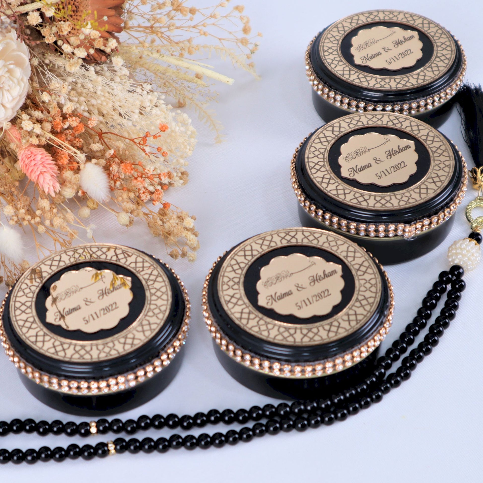 Personalized Pearl Prayer Beads in Metal Box Islamic Wedding Favors - Islamic Elite Favors is a handmade gift shop offering a wide variety of unique and personalized gifts for all occasions. Whether you're looking for the perfect Ramadan, Eid, Hajj, wedding gift or something special for a birthday, baby shower or anniversary, we have something for everyone. High quality, made with love.