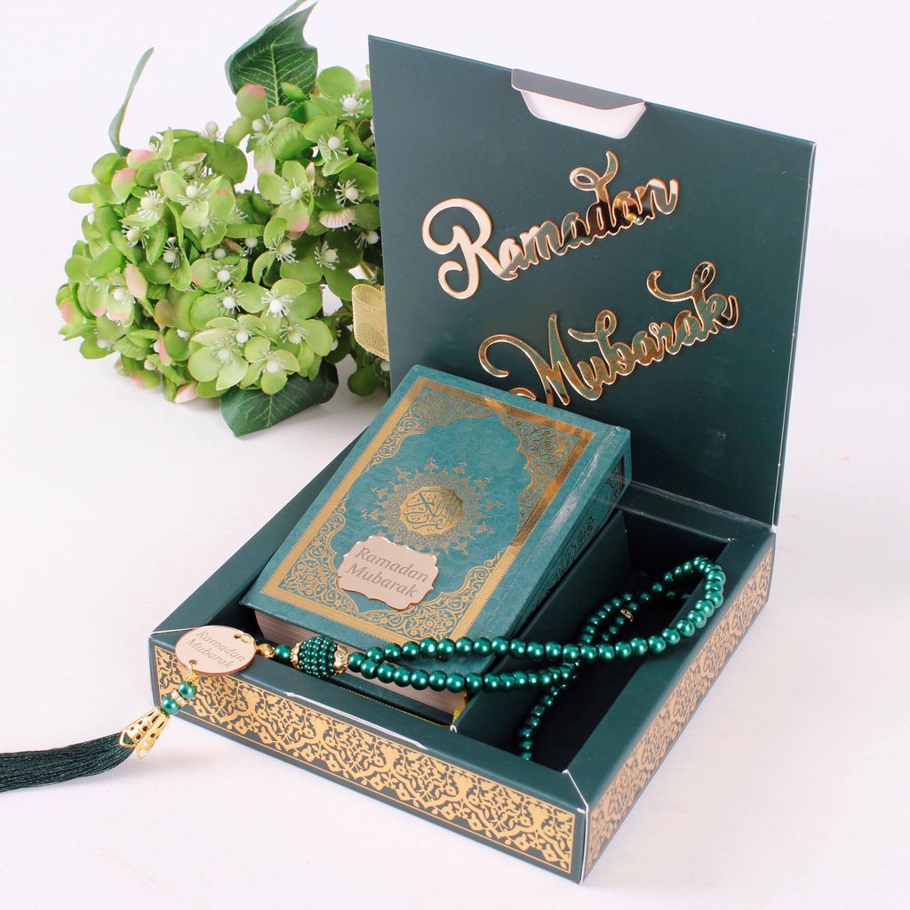 Ramadan Gift Set, Free Quran for Muslim, Handmade Velvet Gift Set, Islamic Wedding  Gift, Islamic Quran Gift, Gold Decoration Quran Set - Etsy