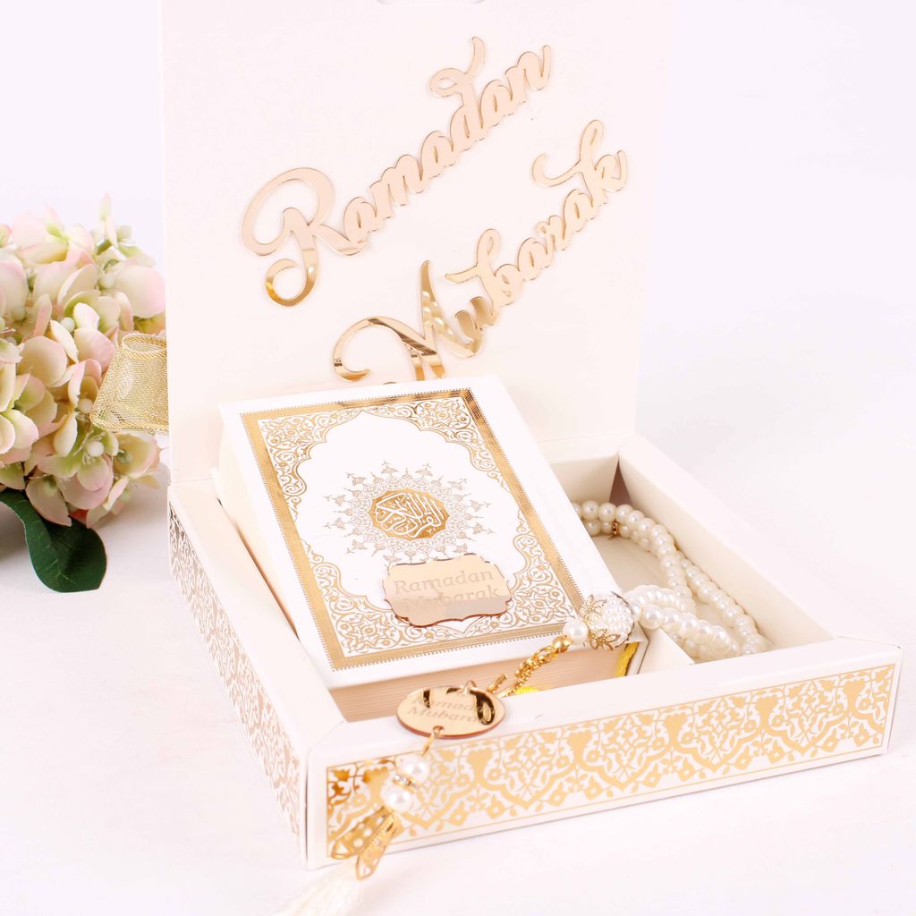 Ramadan Eid Wedding Baby Shower Birthday Anniversary Quran Gift Set –  Islamic Elite Favors